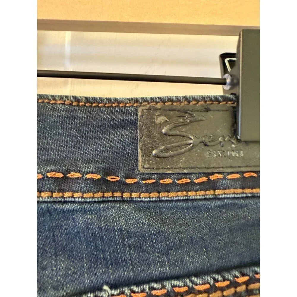 Seven7 Dark Wash Womens Bootcut Jeans with Orange Jewel Accents NWT - Size 12